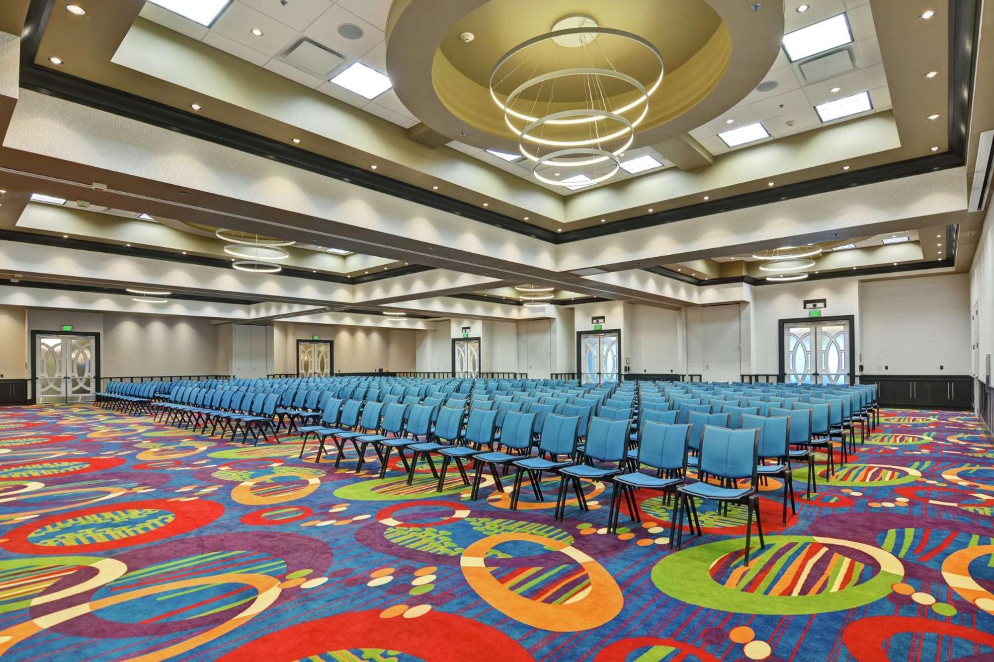 Hilton Garden Inn Raleigh/Crabtree Valley Екстериор снимка